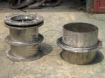 柔性防水他管和<a href=http://www.m.czcyrl.com target=_blank class=infotextkey>剛性防水套管</a>